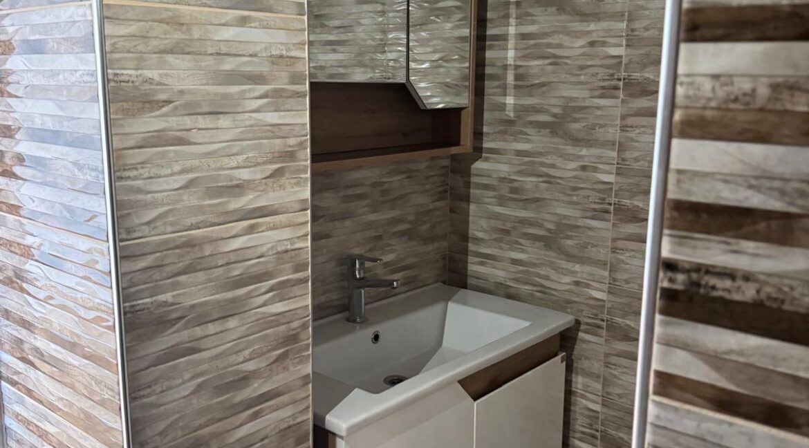 WhatsApp Image 2025-11-08 at 17.09.42 (1)